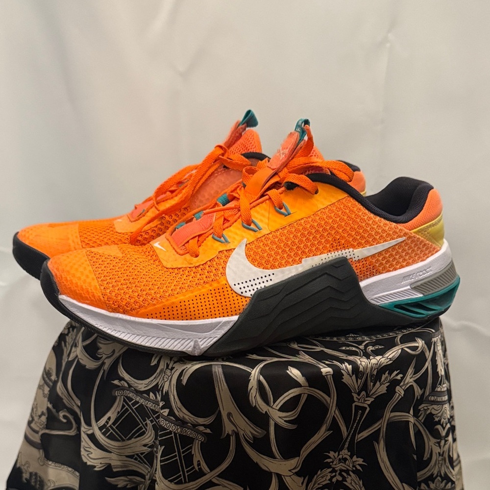 Nike Men's Vibrant Orange Athletic Shoes